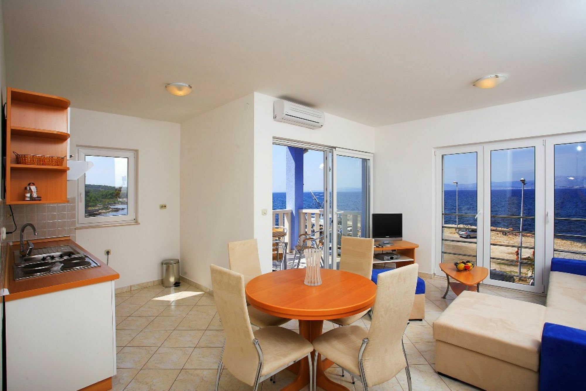 Aparthotel Marina Gromela Mirca  Bagian luar foto
